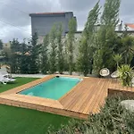 Casa Da Nogueira Holiday home *