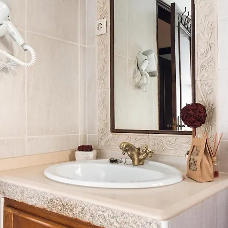 Casa Da Nogueira Holiday home *