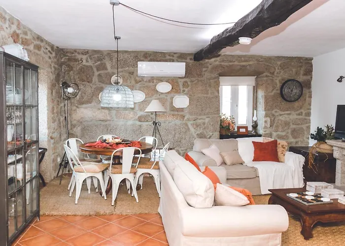 Casa Da Nogueira Nyaraló *